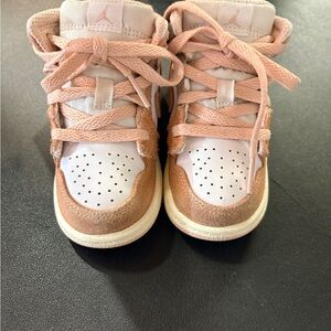 Jordan Kids Sneakers in Pink and White